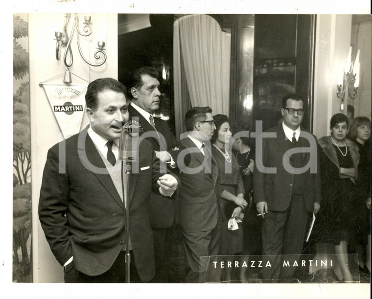 1965 ca MILANO Una serata mondana alla TERRAZZA MARTINI *Foto 24x18 cm