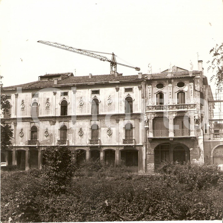 1977 PADOVA Restauro di una villa *Foto 18x18 cm