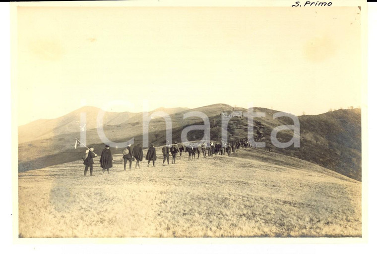 1917 MONTE SAN PRIMO Giovani escursionisti verso la vetta - Foto VINTAGE 16x10