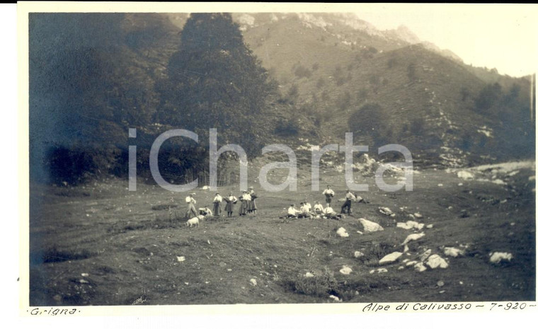 1920 GRIGNA - ALPE DI CALIVASSO Escursionisti a riposo *Foto VINTAGE 14x8 cm