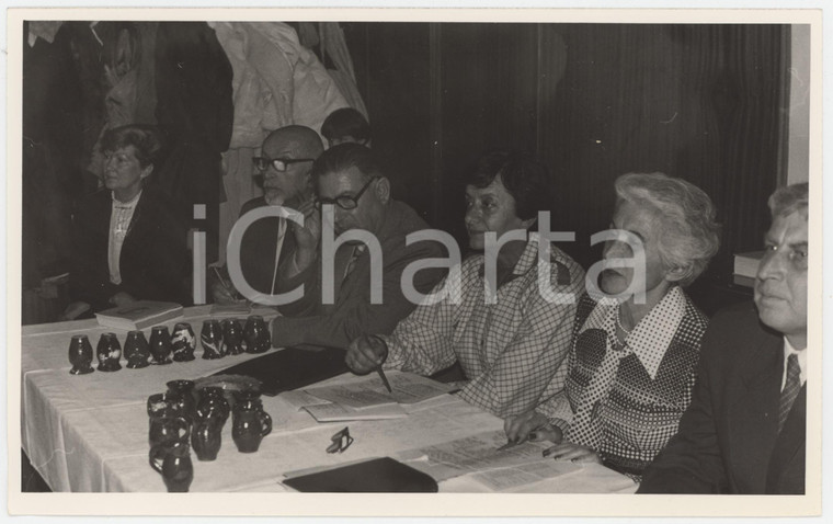 1986 OLOMOUC (Czech Republic) ICE SKATING - Jury (2) Photo 18x12 cm