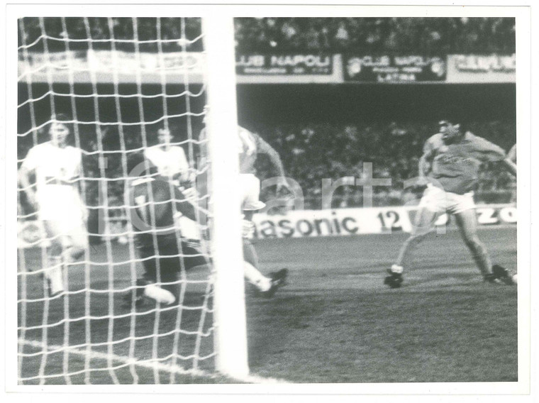 1990 ca CALCIO Napoli vs VfB Stuttgart - Gol di Antonio CARECA Foto 24x18 cm