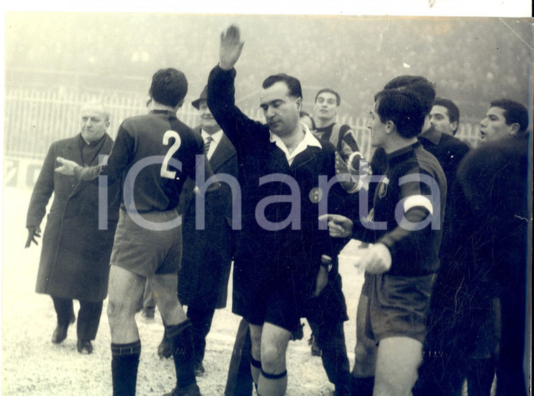 1959 CALCIO SERIE A INTER-GENOA Arbitro DE AGOSTINI sospende la partita *Foto