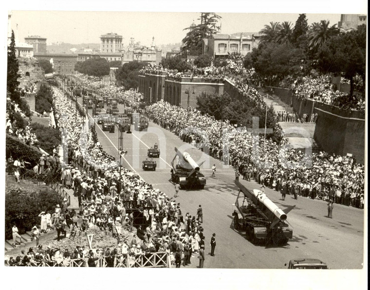 1958 ROMA Via dei Fori Imperiali - Rivista militare festa della Repubblica *Foto