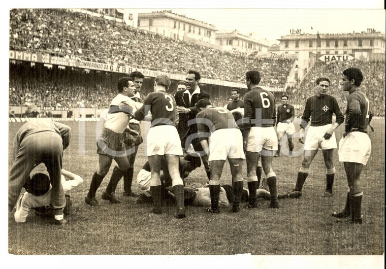 1959 CALCIO SERIE A FIORENTINA-GENOA 0-0 Lite in area di rigore *Foto 18x13 cm