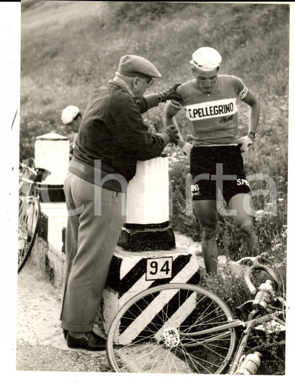 1960 CICLISMO GIRO D'ITALIA Romeo VENTURELLI si ritira per disturbi intestinali