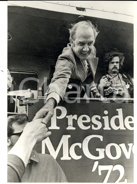 1972 USA PARTITO DEMOCRATICO George McGOVERN in campagna elettorale *Foto 13x18