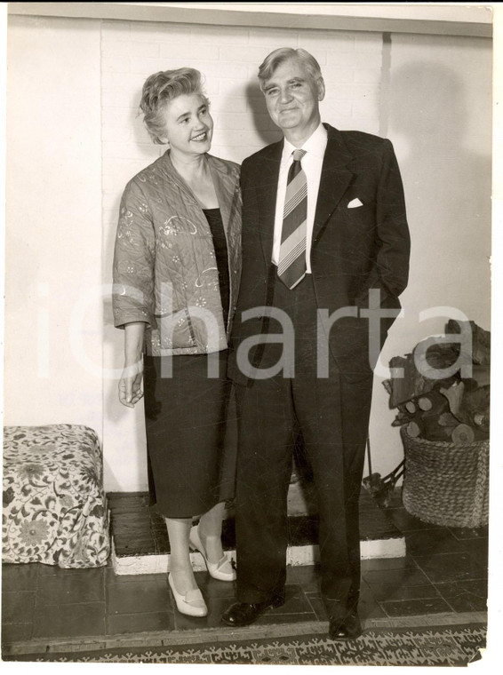 1960 CHESHAM Aneurin BEVAN and his wife Jenny LEE after his operation *Photo