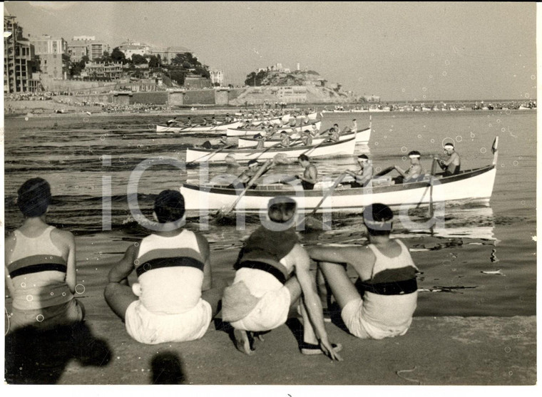 1960 ca Campionati Internazionali CANOTTAGGIO - Squadre in mare *Foto 18x13 cm