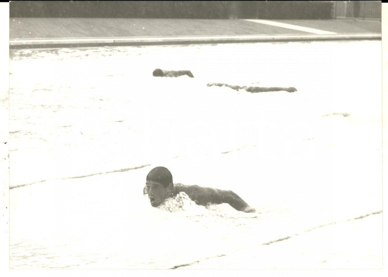 1959 ROMA Stadio del nuoto - Fritz DENNERLEIN vince i 200 m farfalla *Foto 