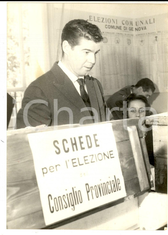 1960 GENOVA Elezioni - Joe SENTIERI alle urne a MARASSI *Foto 13x18 cm