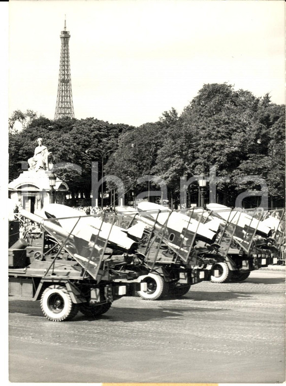 1961 PARIS CHAMPS-ELYSEES Défilé militaire du 14 Juillet *Photo 13x18 cm