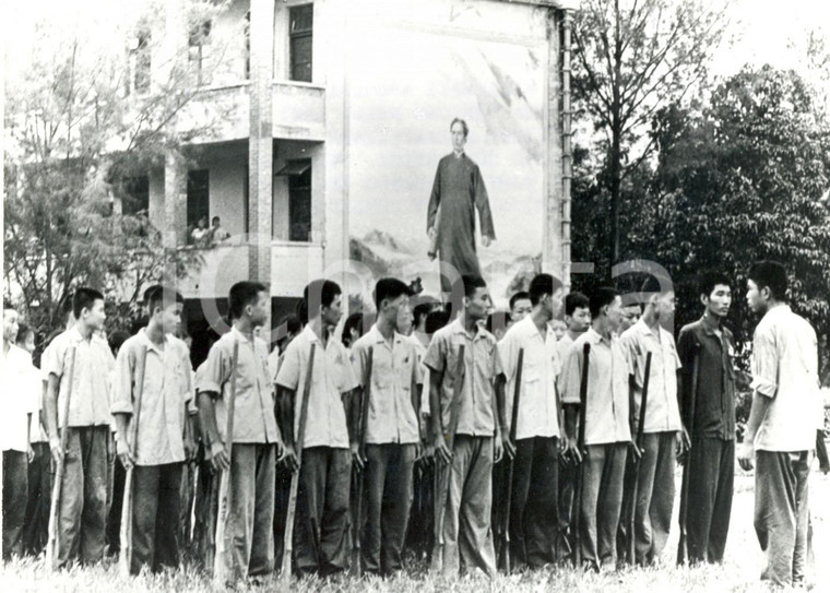 1973 PECHINO Studenti addestrati alla disciplina militare di Mao TSE TUNG
