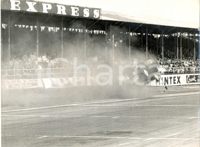 1958 GRAND PRIX SILVERSTONE FORMULA 1 Peter TAYLOR's car crashed *Photo 20x15