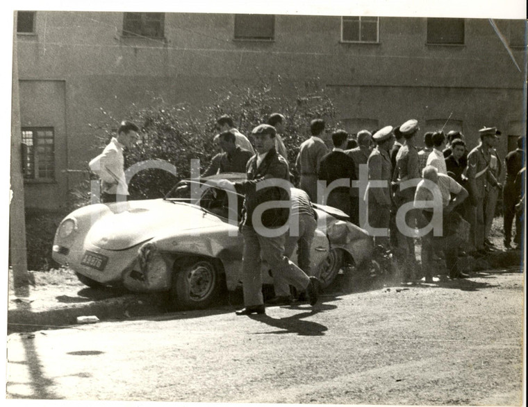 1955 ca ITALIA AUTOMOBILISMO Incidente in gara *Foto reportage 24x18 cm