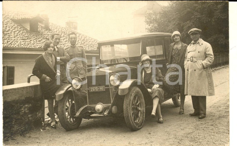 1930 ca AREA DI MILANO Gita con militare e automobile FIAT  *Foto cartolina 