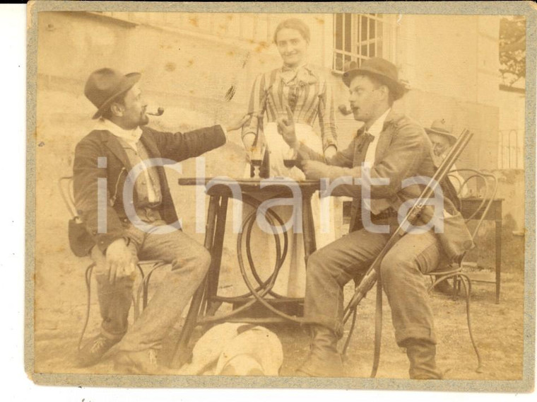 1900 ca AREA LOMBARDA Un brindisi tra cacciatori *Foto VINTAGE CURIOSA 12x9