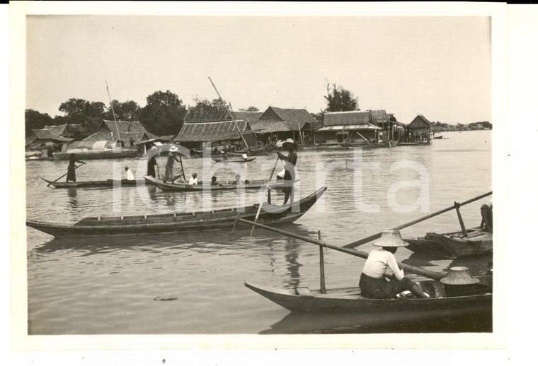 1925 BANGKOK (THAILANDIA) Battellieri sul fiume - Fotografia VINTAGE 11x8 cm