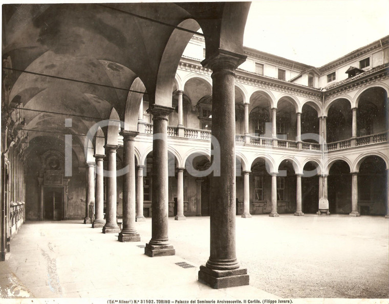 1935 ca TORINO Palazzo del Seminario Arcivescovile - Il cortile *Foto ALINARI