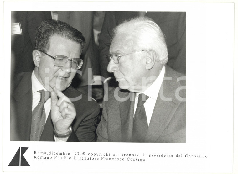 1997 ROMA Romano PRODI e Francesco COSSIGA nel corso di una conversazione *Foto