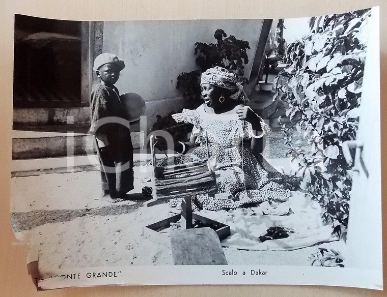 1950 ca DAKAR T/N CONTE GRANDE Donna africana al telaio *Foto DANNEGGIATA 40x30