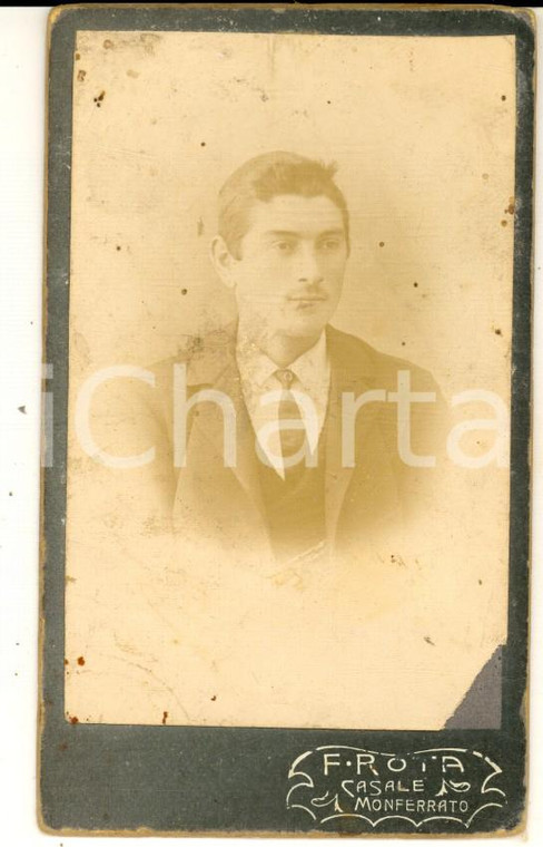 1900 ca CASALE MONFERRATO Ritratto di giovane uomo *Foto F. ROTA DANNEGGIATA CDV