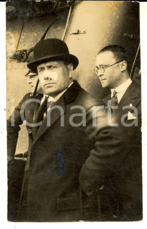 1926 TRIPOLI Benito MUSSOLINI mostra cerotto dopo l'attentato GISBSON *Foto 7x10