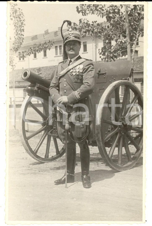 1939 WW2 PORDENONE Ritratto di alto ufficiale con pezzo di artiglieria *Foto