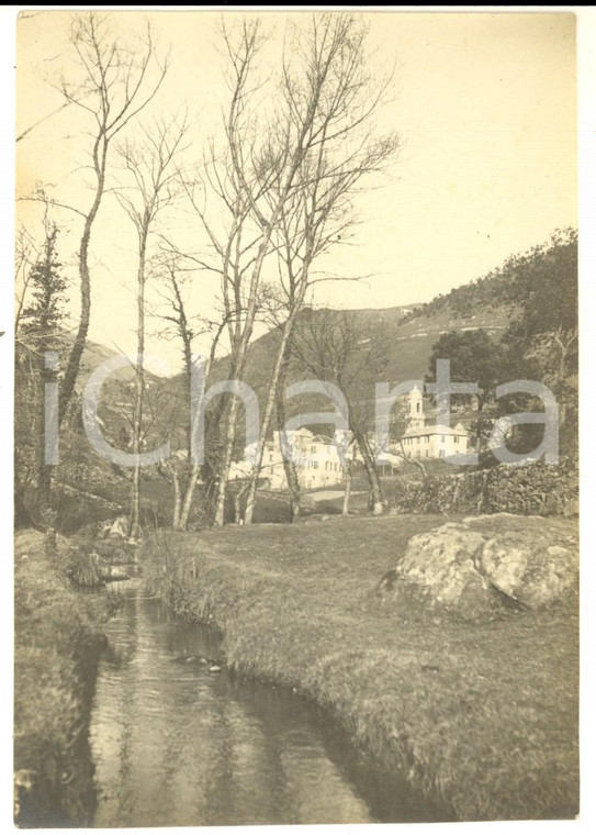 1920 ca SAN CARLO DI CESE (GE) Veduta del paese con torrente - Foto VINTAGE 9x15