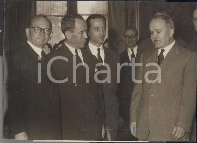 1955 PARIS Edgar FAURE et Antoine PIANY au déjeuner pour Vjaceslav MOLOTOV Photo