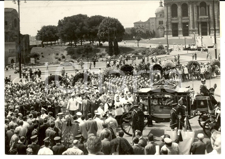 1959 ROMA Funerali di don Luigi STURZO - Passaggio del feretro *Foto 18x13 cm