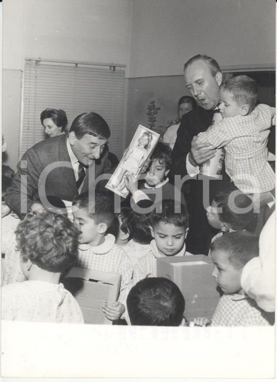 1965 MILANO Fondazione Don GNOCCHI - Renato RASCEL Mons. Ernesto PISONI *Foto