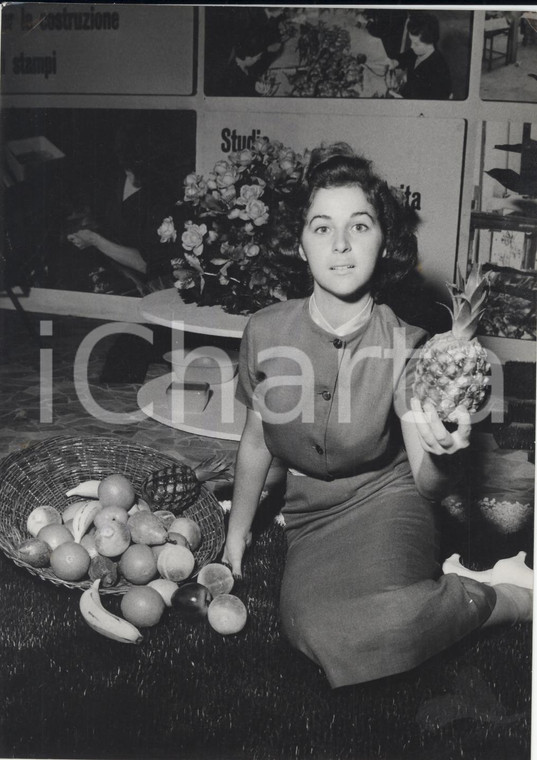 1958 TORINO VII Mostra della Tecnica - Frutta in plastica decorativa *Foto 13x18