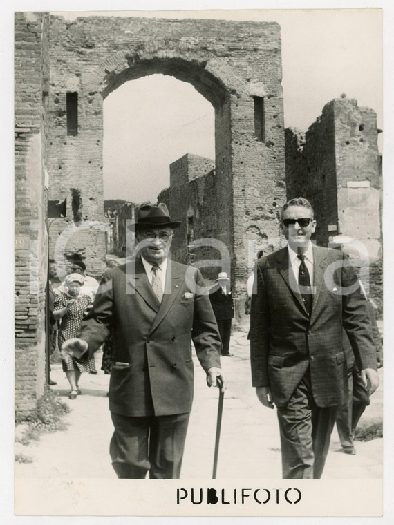 1956 POMPEI Il presidente Harry TRUMAN in visita agli scavi *Foto 13x18 cm