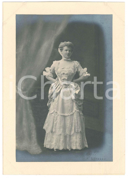 1920 ca ITALIA - TEATRO Attrice in abito da scena - Foto BETTINI - LIVORNO