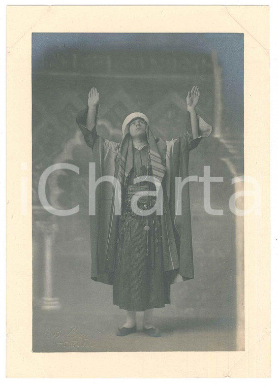 1920 ca ITALIA - TEATRO Attore in costume da ottomano - Foto BETTINI - LIVORNO