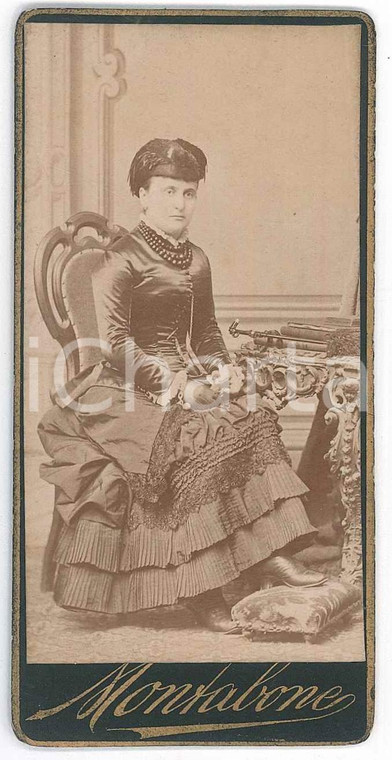 1890 ca TORINO Nobildonna con cappellino di piume - Ritratto *Foto MONTABONE CDV