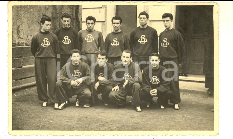 1930 ca ITALIA Una squadra giovanile di ginnastica *Foto cartolina RARA
