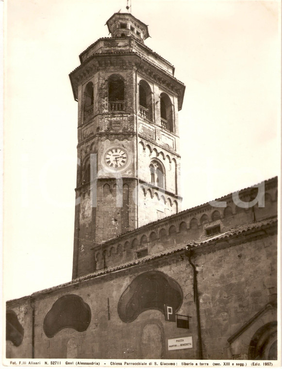 1957 GAVI (AL) Chiesa di San Giacomo - Tiburio e torre *Foto artistica ALINARI