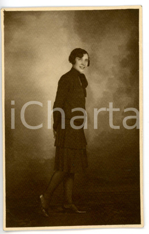 1928 MILANO Ritratto di giovane donna in abito scuro *Fotocartolina FRANCHI - FP