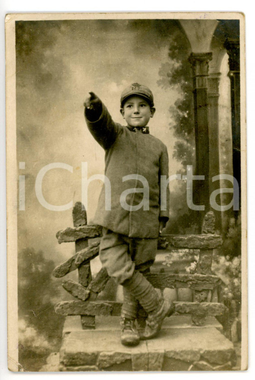 1939 WW2 ITALIA Bambino in divisa del 147° Regg. Fanteria - Fotocartolina FP