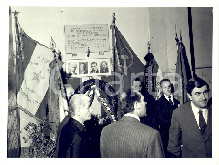 1980 ca MILANO Cerimonia CORRIERE DELLA SERA per lapide lavoratori caduti - Foto