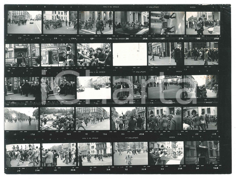 1970 MILANO ANNI DI PIOMBO Scontri manifestanti-polizia *Foto 30 provini