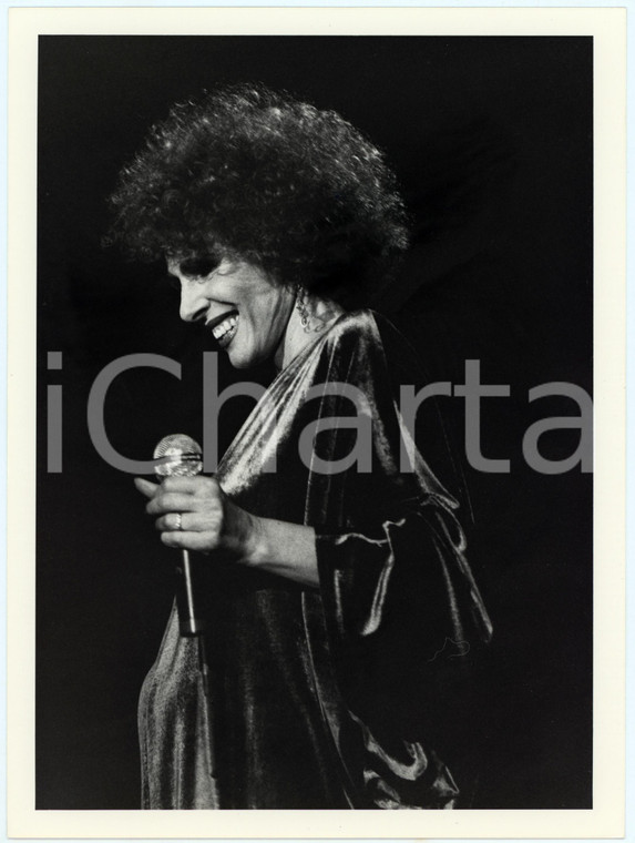 1985 ca ITALIA MUSICA - Ornella VANONI Ritratto della cantante - Foto 18x24 (7)