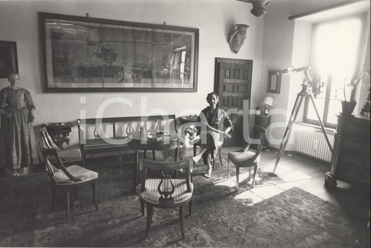 1970 ca ITALIA - COSTUME Pittore nel suo studio - Ritratto - Foto 30x20 cm
