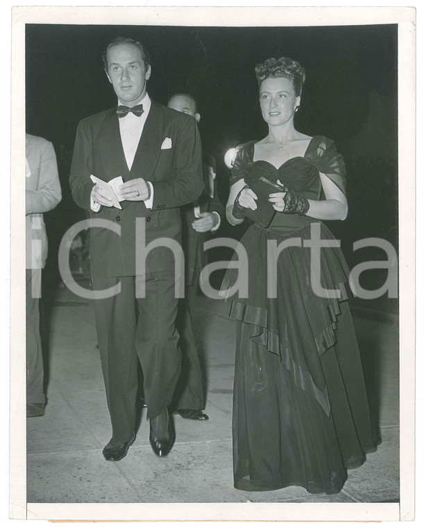 1947 HOLLYWOOD (CA, USA) Keenan WYNN Jean COYNE at "Black Narcissus" Premiere