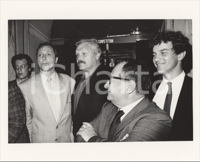 1987 MILANO (?) Peter GREENAWAY Brian DENNEHY Foto 25x20 cm (1)