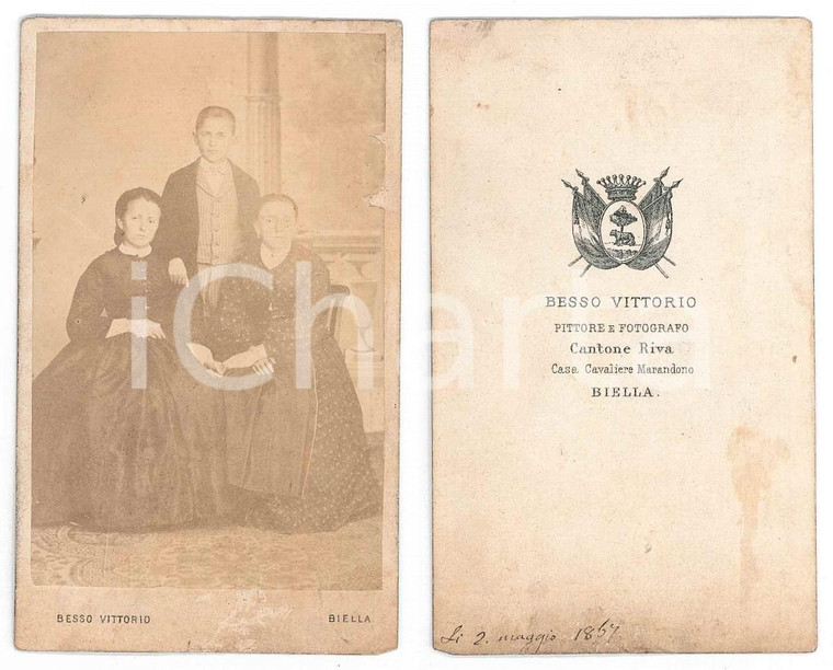 1867 BIELLA Ritratto di famiglia con sorelle per mano *Foto Vittorio BESSO CDV