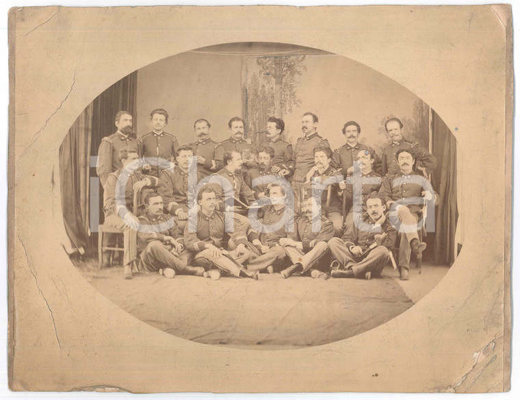 1890 ca REGIO ESERCITO ITALIA Gruppo di ufficiali - Foto 33x25 cm DANNEGGIATA