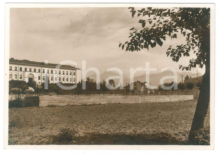 1950 ca OGGIONO (LC) Veduta con scuola elementare "A. Diaz" - Foto 15x10 cm